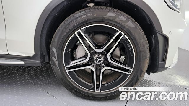 Mercedes-Benz GLC-Class GLC300 4MATIC