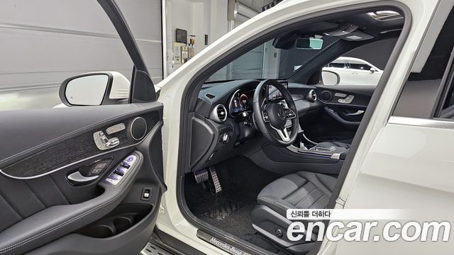 Mercedes-Benz GLC-Class GLC300 4MATIC