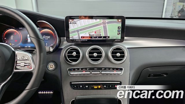 Mercedes-Benz GLC-Class GLC300 4MATIC