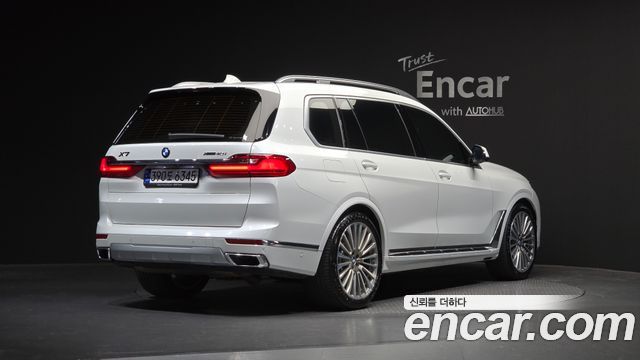BMW X7 xDrive 40i Design Pure Excellence 6-Seater