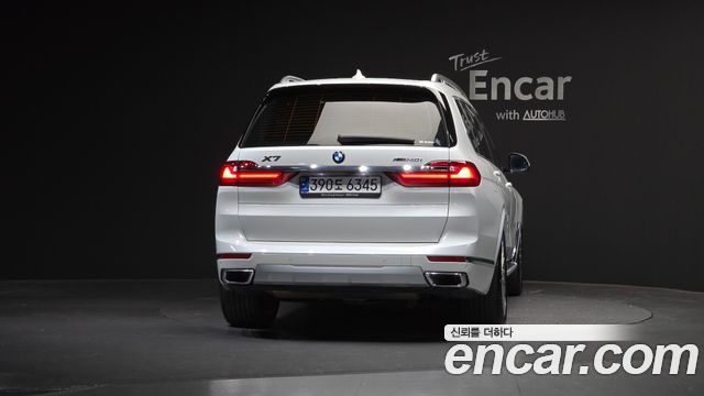BMW X7 xDrive 40i Design Pure Excellence 6-Seater
