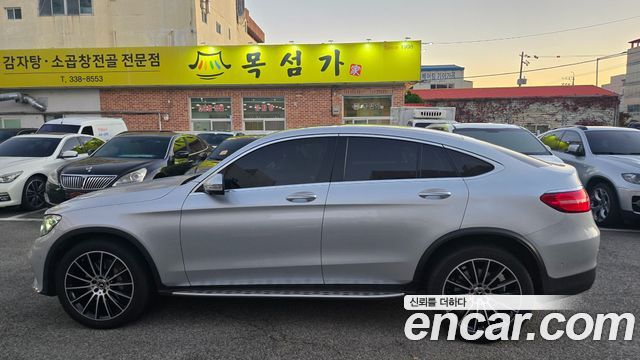 Mercedes-Benz GLC-Class GLC220 d 4MATIC Premium Coupe