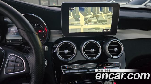 Mercedes-Benz GLC-Class GLC220 d 4MATIC Premium Coupe