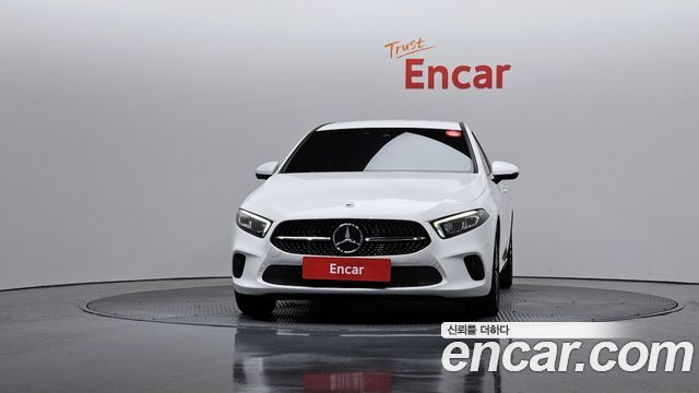 Mercedes-Benz A-Class A220 Hatchback