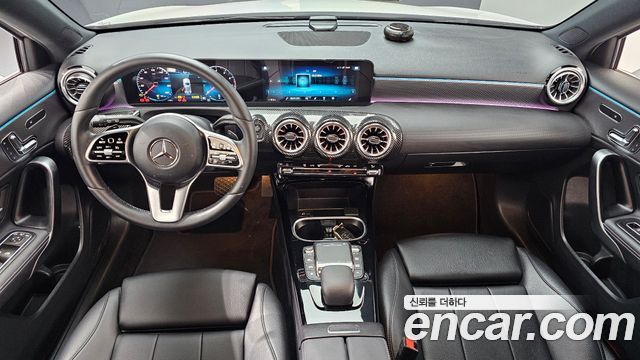 Mercedes-Benz A-Class A220 Hatchback