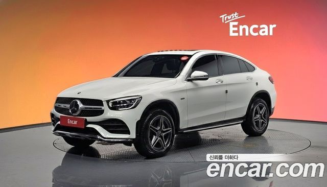 Mercedes-Benz GLC-Class GLC300e 4MATIC Coupe