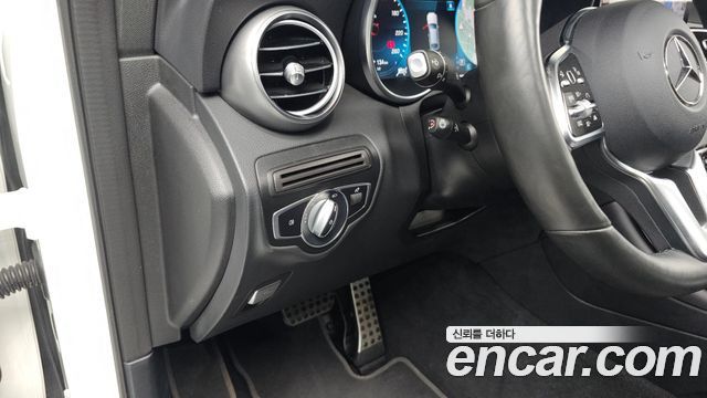 Mercedes-Benz GLC-Class GLC300e 4MATIC Coupe