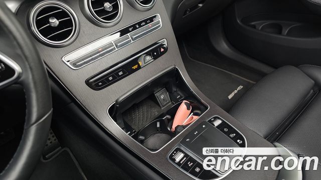 Mercedes-Benz GLC-Class GLC300e 4MATIC Coupe