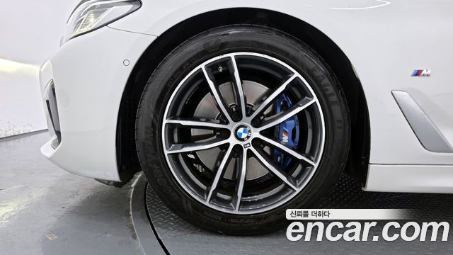 BMW 5-Series 520i M Sport