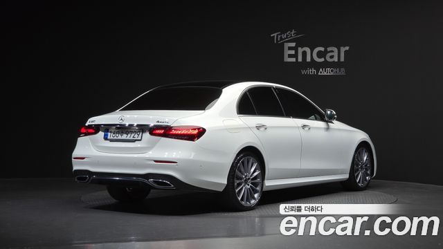 Mercedes-Benz E-Class E350 4MATIC AMG Line