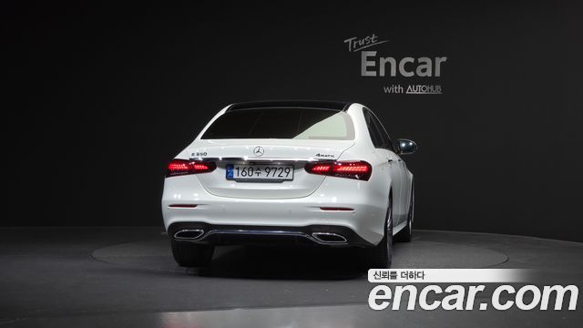 Mercedes-Benz E-Class E350 4MATIC AMG Line