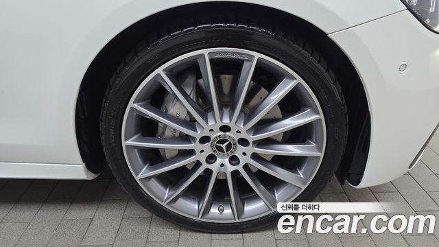 Mercedes-Benz E-Class E350 4MATIC AMG Line