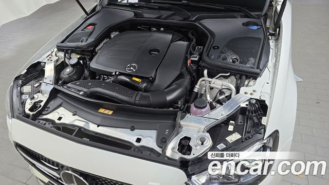 Mercedes-Benz E-Class E350 4MATIC AMG Line