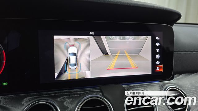 Mercedes-Benz E-Class E350 4MATIC AMG Line