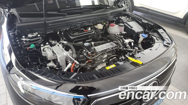 Mercedes-Benz EQB EQB300 4MATIC Electric Art