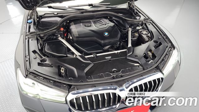 BMW 5-Series 530i M Sport Package
