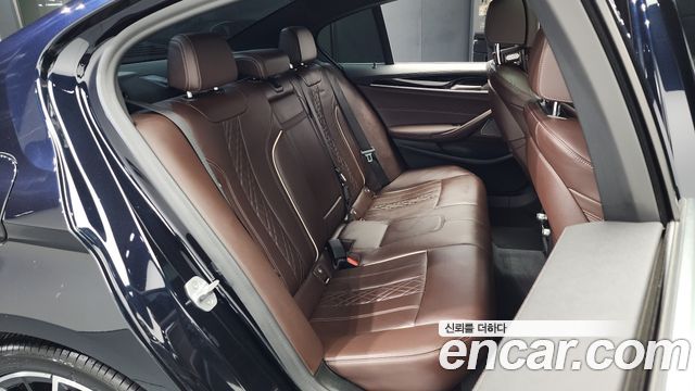 BMW 5-Series 530i M Sport Package
