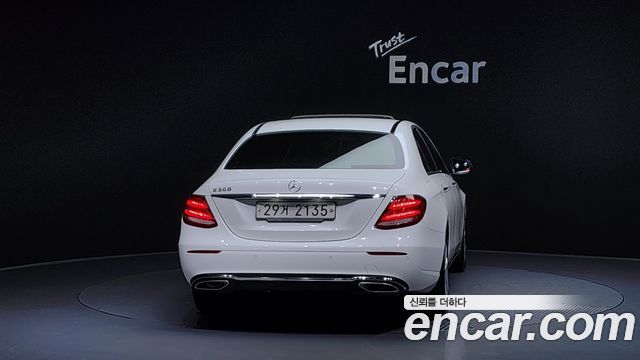 Mercedes-Benz E-Class E200 Avantgarde