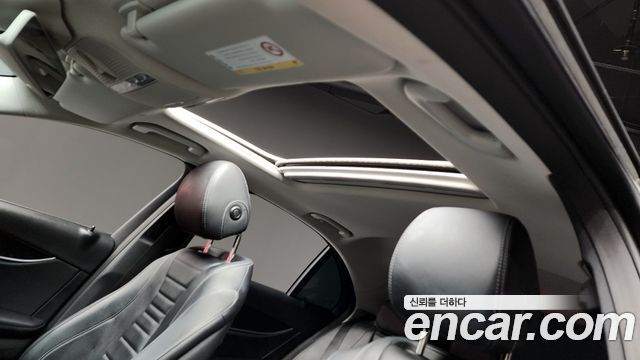Mercedes-Benz E-Class E200 Avantgarde