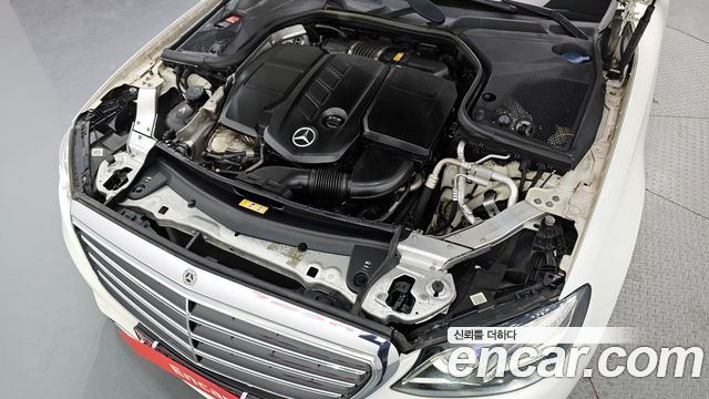 Mercedes-Benz E-Class E220d Exclusive