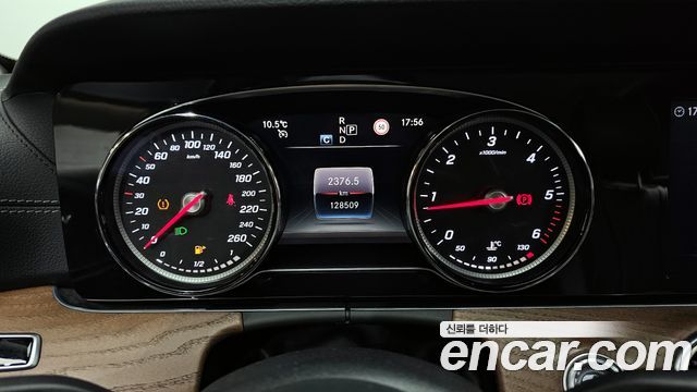 Mercedes-Benz E-Class E220d Exclusive