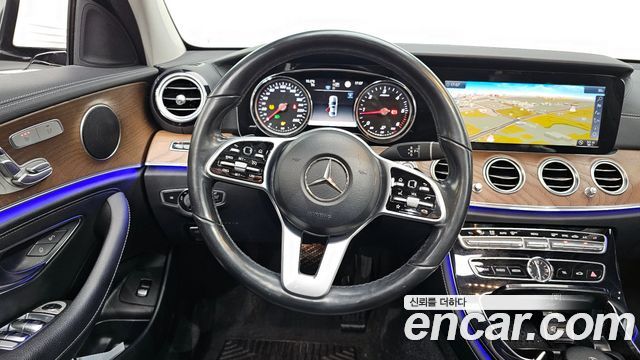 Mercedes-Benz E-Class E220d Exclusive