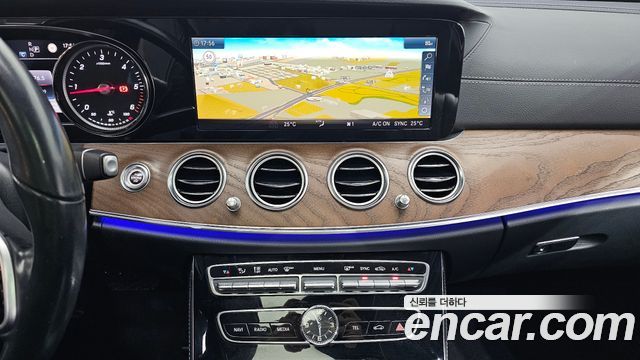 Mercedes-Benz E-Class E220d Exclusive