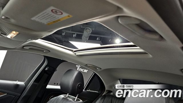 Mercedes-Benz E-Class E220d Exclusive