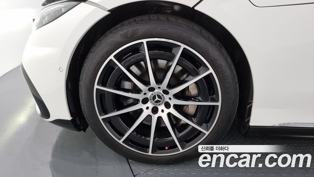 Mercedes-Benz EQS EQS450+