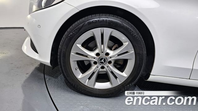 Mercedes-Benz C-Class C200 d