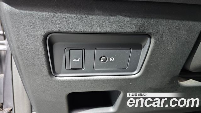 Land Rover Discovery 3.0 TD6 HSE
