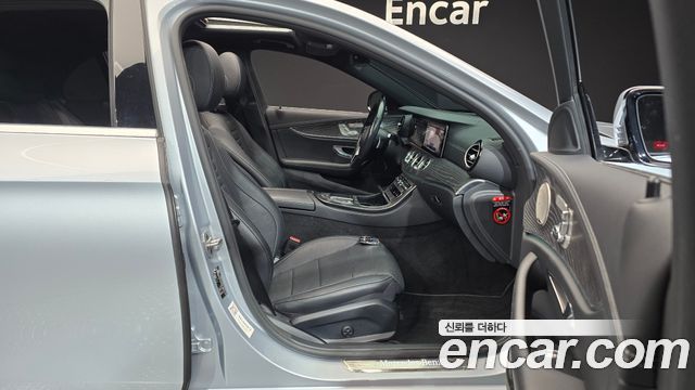 Mercedes-Benz E-Class E350 4MATIC Avantgarde