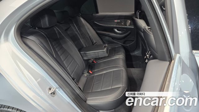 Mercedes-Benz E-Class E350 4MATIC Avantgarde