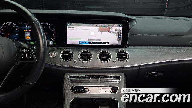 Mercedes-Benz E-Class E350 4MATIC Avantgarde