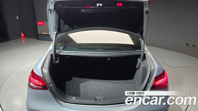 Mercedes-Benz E-Class E350 4MATIC Avantgarde