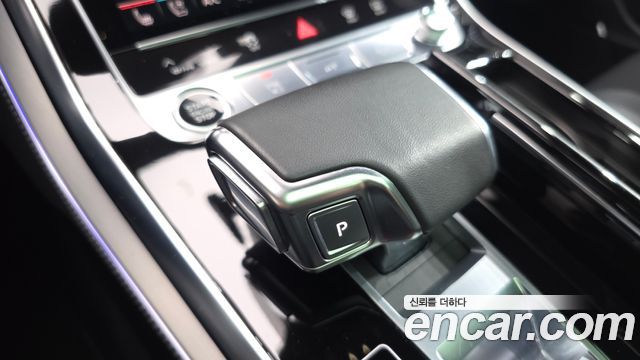 Audi Q8 55 TFSI Quattro Premium