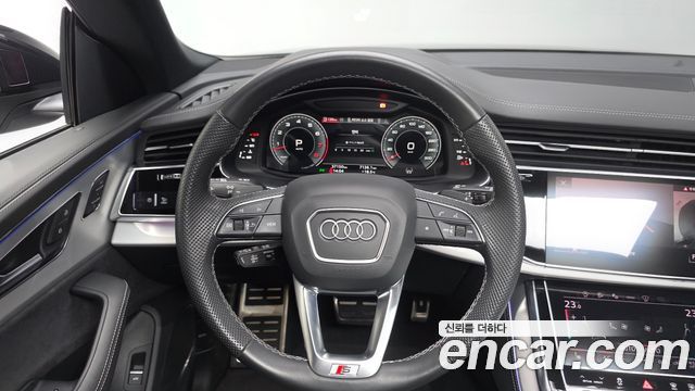 Audi Q8 55 TFSI Quattro Premium