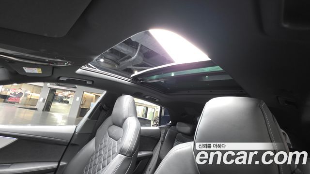 Audi Q8 55 TFSI Quattro Premium
