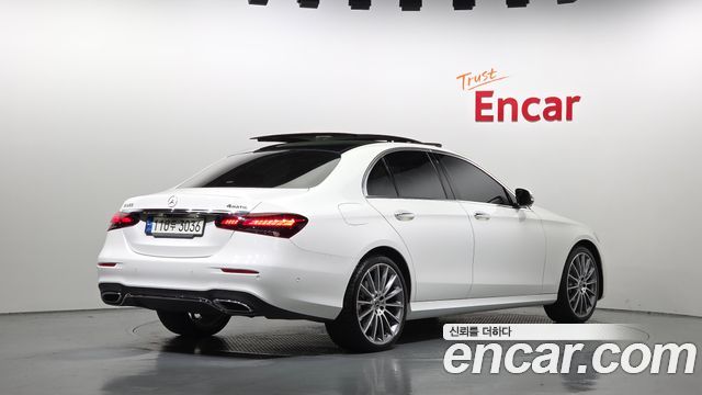 Mercedes-Benz E-Class E350 4MATIC AMG Line