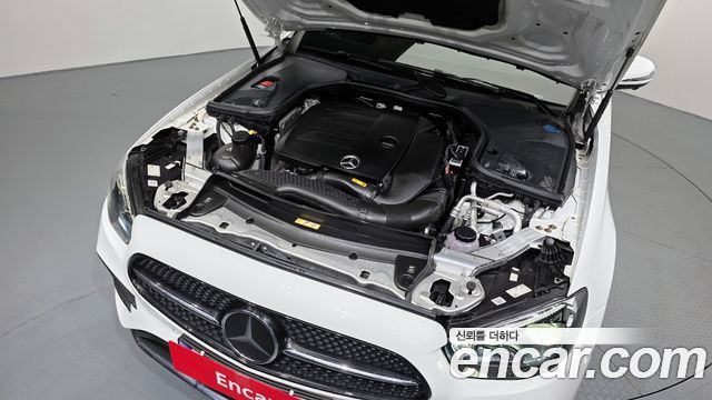 Mercedes-Benz E-Class E350 4MATIC AMG Line