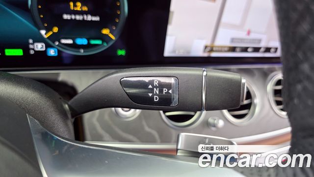 Mercedes-Benz E-Class E350 4MATIC AMG Line