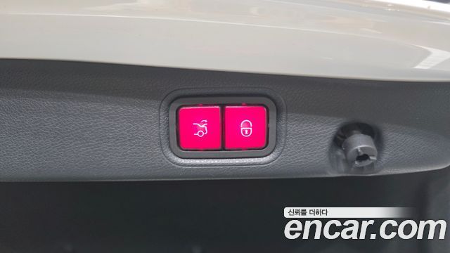 Mercedes-Benz E-Class E350 4MATIC AMG Line
