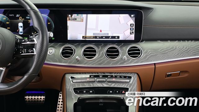 Mercedes-Benz E-Class E350 4MATIC AMG Line
