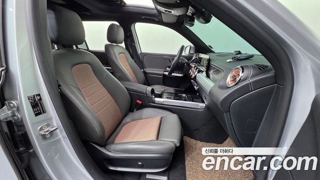 Mercedes-Benz EQB EQB300 4MATIC