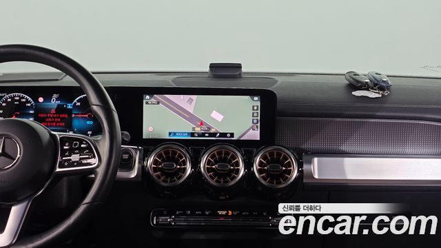 Mercedes-Benz EQB EQB300 4MATIC