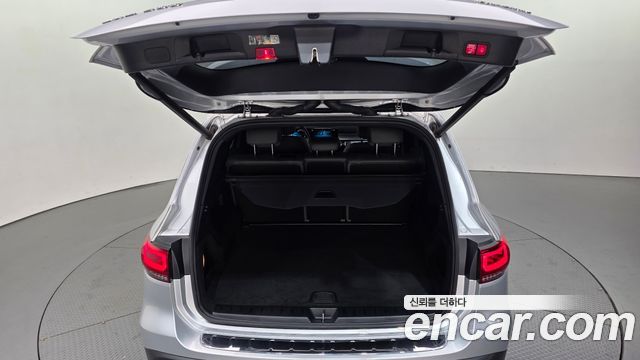 Mercedes-Benz EQB EQB300 4MATIC