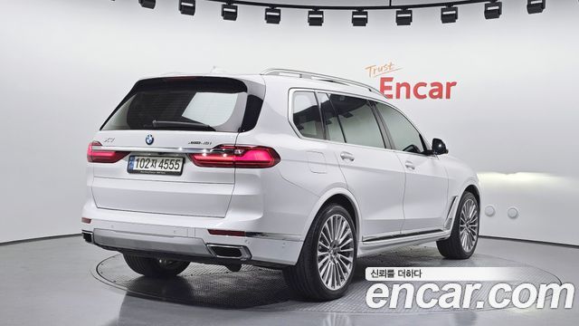 BMW X7 xDrive 40i Design Pure Excellence 7-Seater