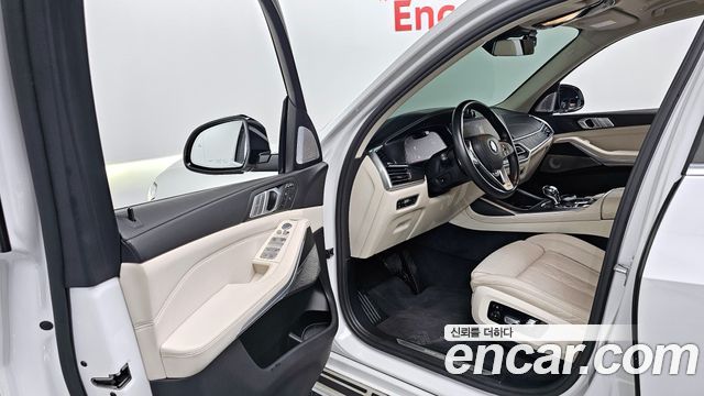BMW X7 xDrive 40i Design Pure Excellence 7-Seater