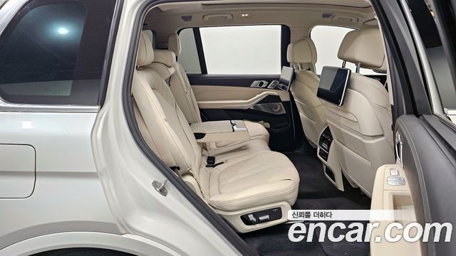 BMW X7 xDrive 40i Design Pure Excellence 7-Seater