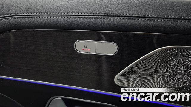 Mercedes-Benz GLE-Class GLE300d 4MATIC